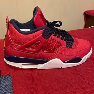 Air jordan retro 4s